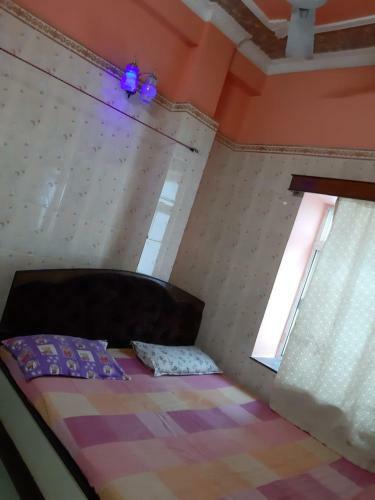 Hotel Goroomgo Sureswory Pampa Puri