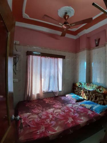 Hotel Goroomgo Sureswory Pampa Puri