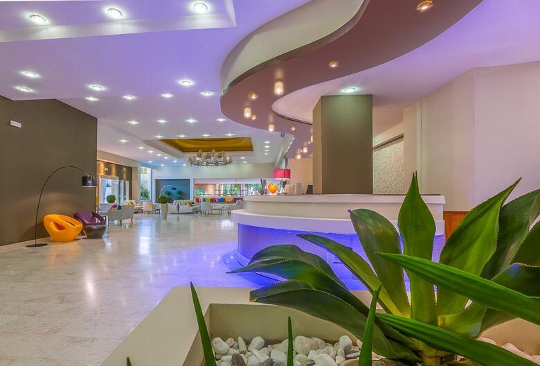 Hotel Kipriotis Hippocrates And Maris Suites
