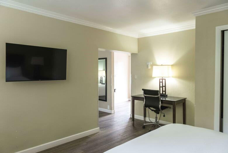 Hotel Monterey Bay Travelodge