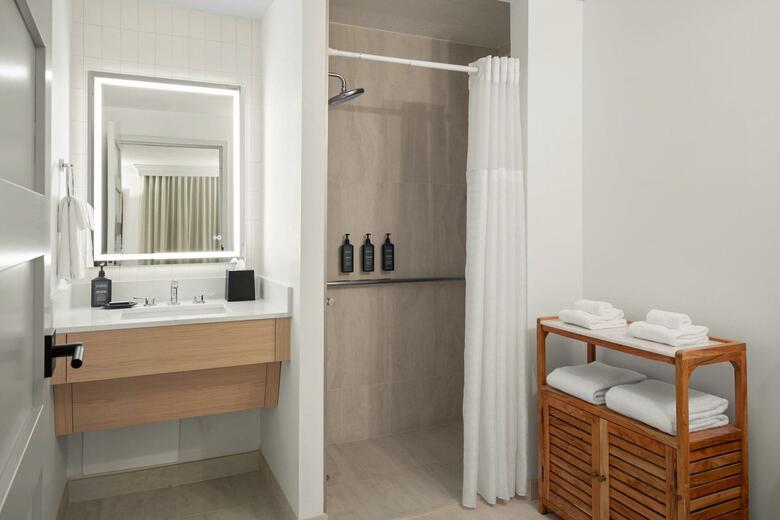 Hotel Sheraton Sand Key Resort