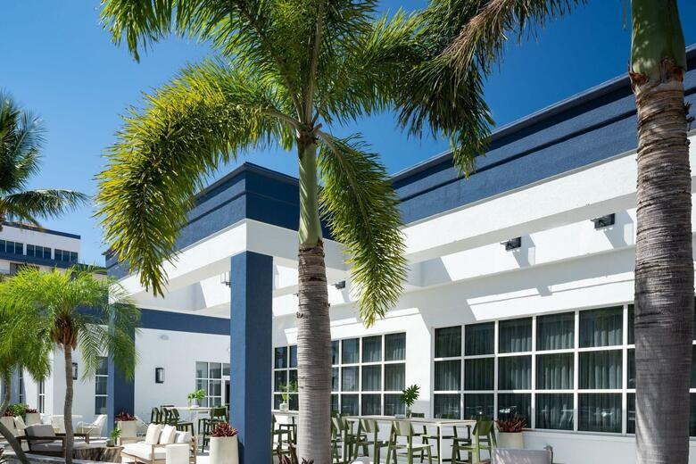 Hotel Sheraton Sand Key Resort