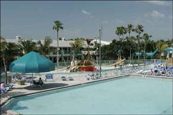 Hotel International Palms Resort And Conference Center
