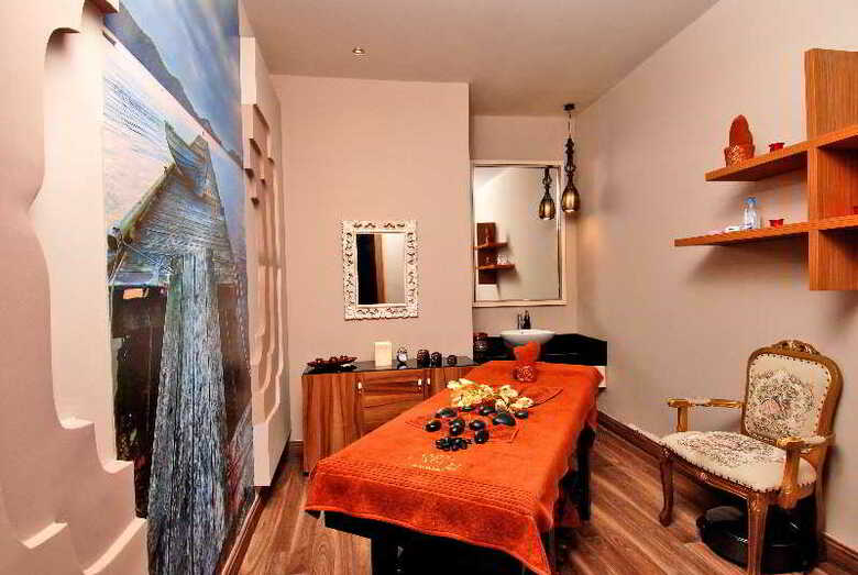 Botanik Platinum Hotel