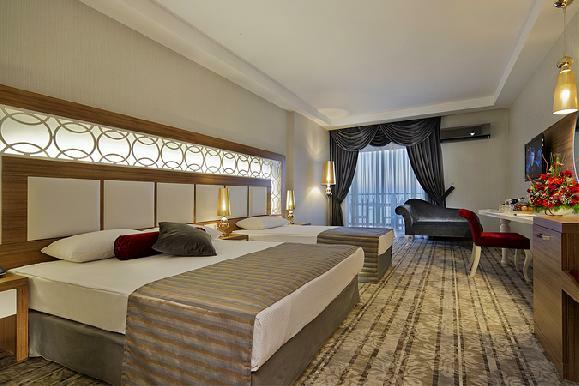 Hotel Justiniano Deluxe Resort