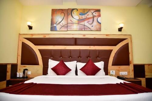 Hotel Corbett The Grand