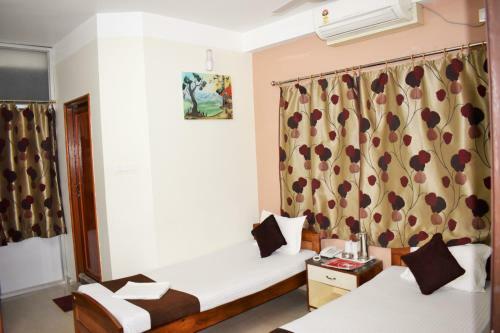 Hotel Debjyoti