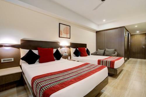 Mount Milestone Hotel And Banquets
