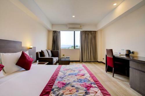 Mount Milestone Hotel And Banquets