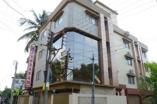 Hotel Sundaram Palace