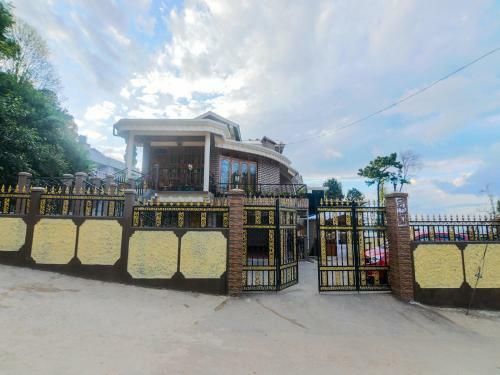 Villa Hilltop-view Studio Home In Shillong