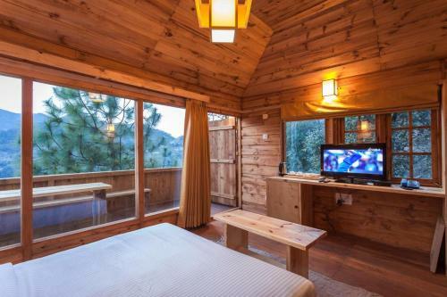 Hotel Suro Treehouse Resort