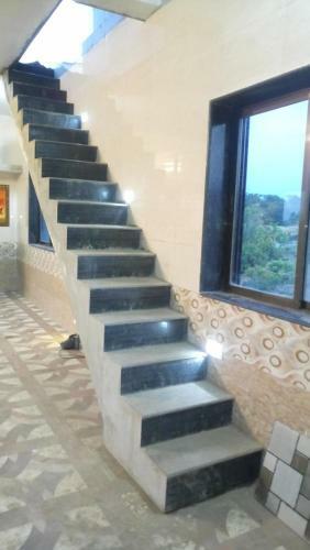 Hostal Rashmi Woods Hotel & Resort