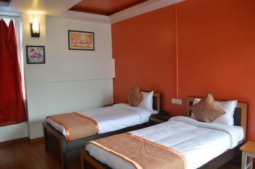 Hostal Orange Homestay