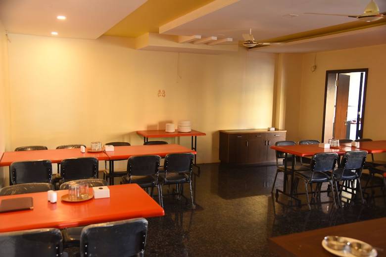 Hotel Sai Vidisha Palace