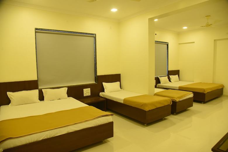 Hotel Sai Vidisha Palace