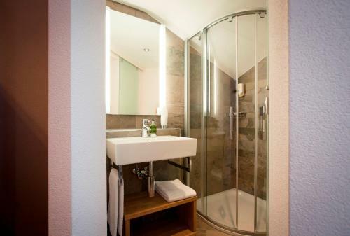 Berghotel Tr�bsee