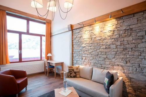 Berghotel Tr�bsee