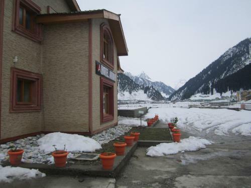 Hotel Akbar Sonamarg