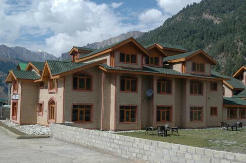 Hotel Akbar Sonamarg