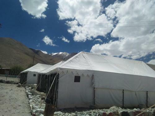 Hostal Tih Good Luck Guest House With Camps