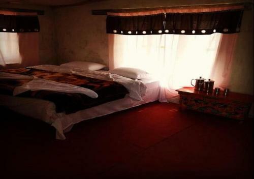 Hostal Tih Good Luck Guest House With Camps