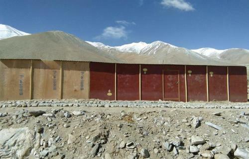 Hostal Tih Good Luck Guest House With Camps