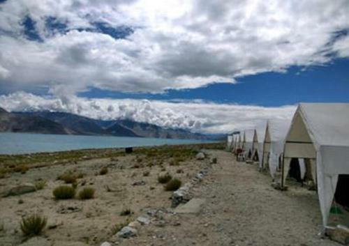 Bed & Breakfast Pangong Paradise