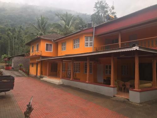Sherlock Retreat - Yamini Green