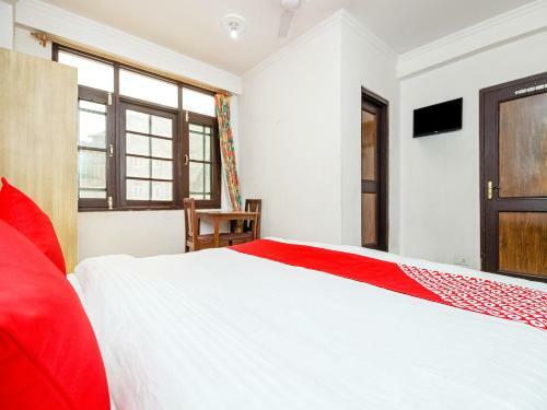 Oyo 26454 City Star Hotel & Restaurant