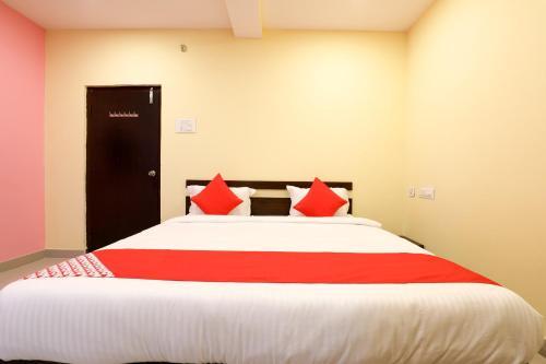 Hotel Oyo 13569 Virat Residency