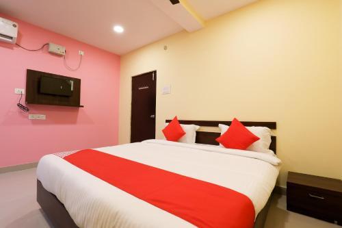 Hotel Oyo 13569 Virat Residency