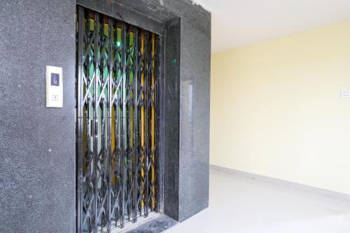 Hotel Oyo 13569 Virat Residency