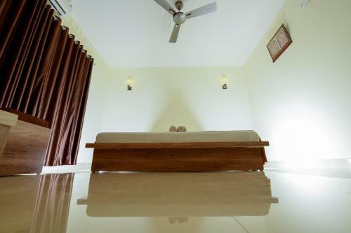 Lodge Shesha Kuteera