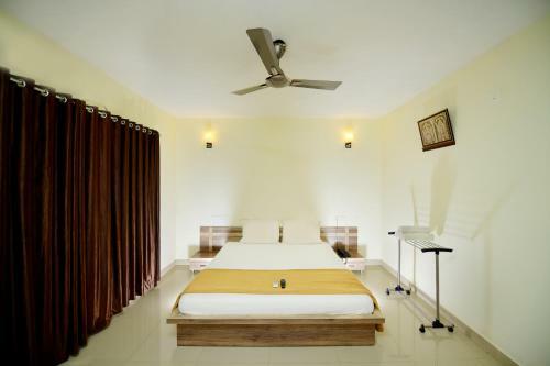 Lodge Shesha Kuteera