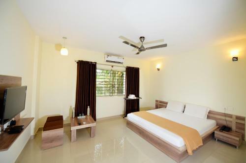 Lodge Shesha Kuteera