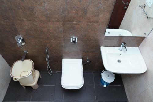 Hotel Adithya Nest