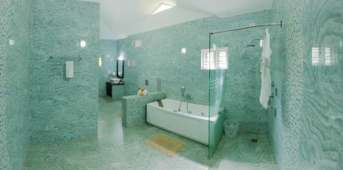 Hotel Paddington Resorts And Spa