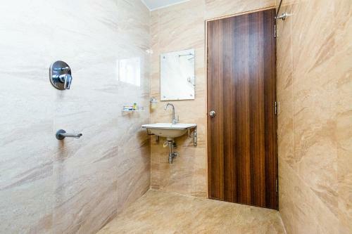 Fabhotel Golden Swan Tambaram