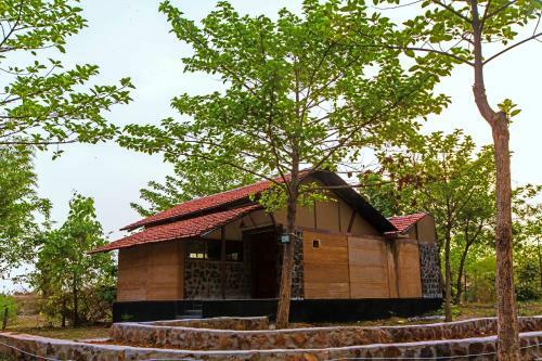 Hotel Maati Jungle Lodge Resort Bandhavgarh