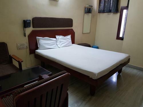 Hotel Sri Sai Residency