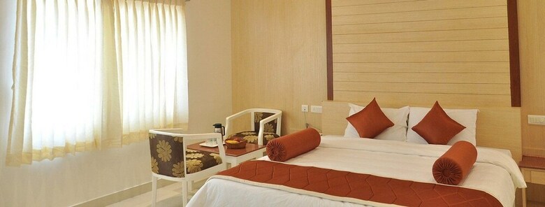 Hotel Mnh Royal Park