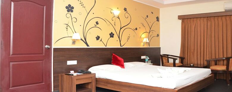 Hotel Abirami Residency