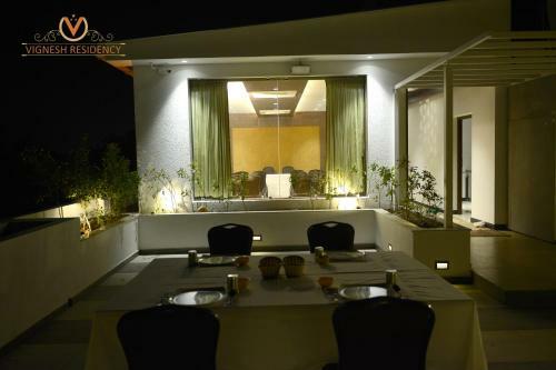 Hotel Vignesh Residency