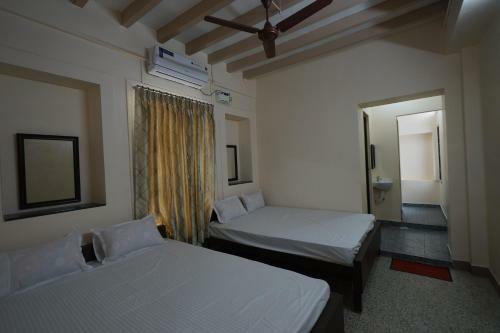 Sowmya Lodge