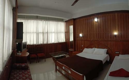 Hotel Dolphin Residency