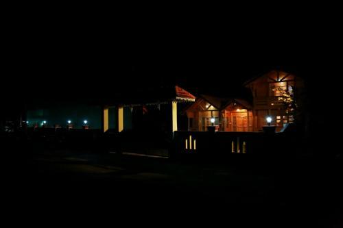 Hotel Lee Wood Villas