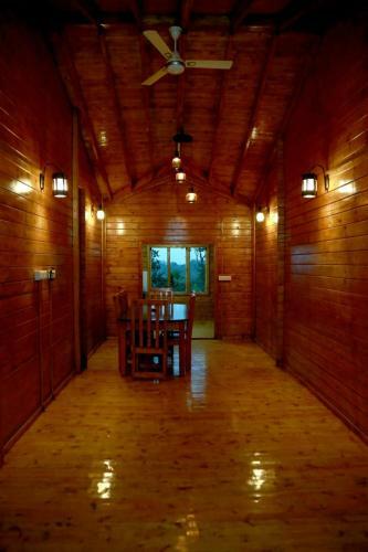 Hotel Lee Wood Villas