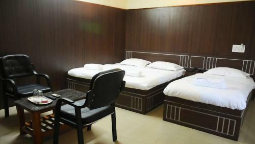 Hotel Govind Heights