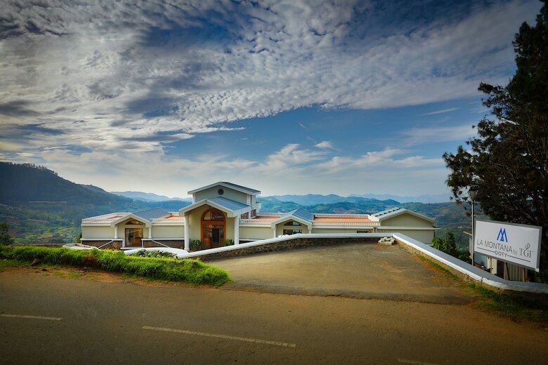 Hotel La Montana By Tgi